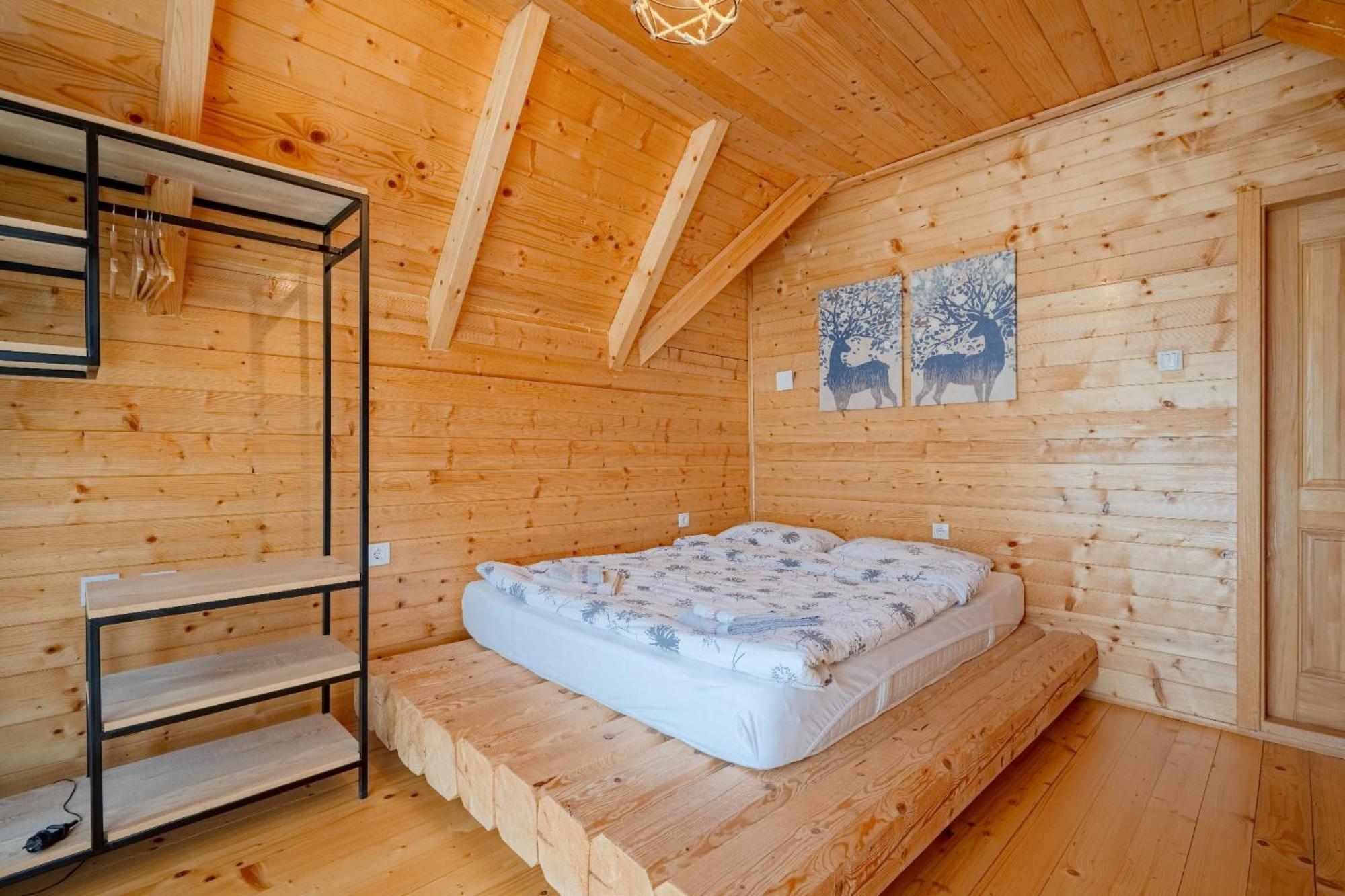 Anna's Mountain House